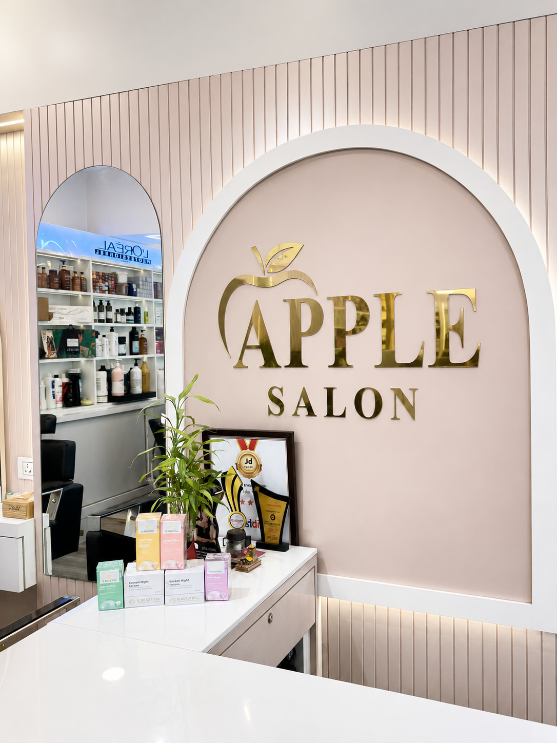 Reception desk at Apple Beauty Salon