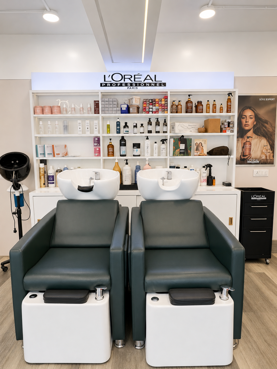 Inside Apple Beauty Salon