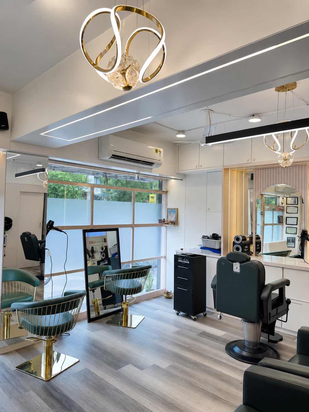 Apple Beauty Salon interior